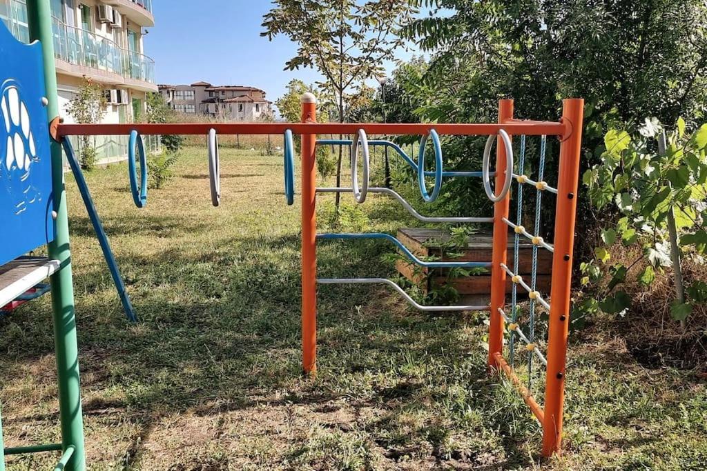 Уютен Апартамент Близо До Морето Igroeg Burgas City Eksteriør billede