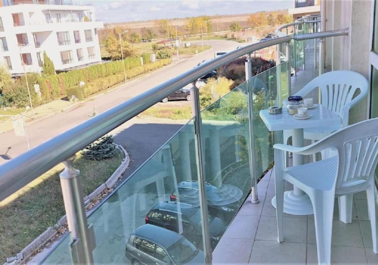 Уютен Апартамент Близо До Морето Igroeg Burgas City Eksteriør billede